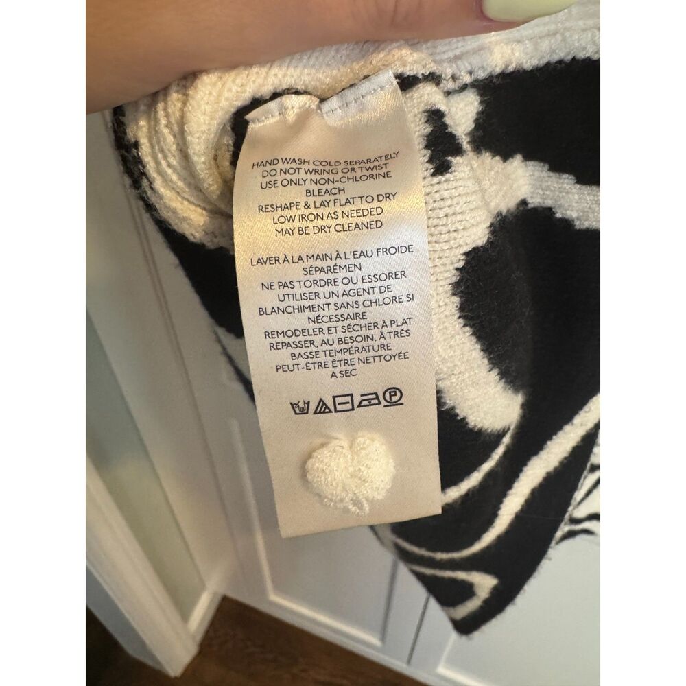 Maeve by Anthropologie Abstract Heart Print Sweater Vest - Women's M - Picture 8 of 10
